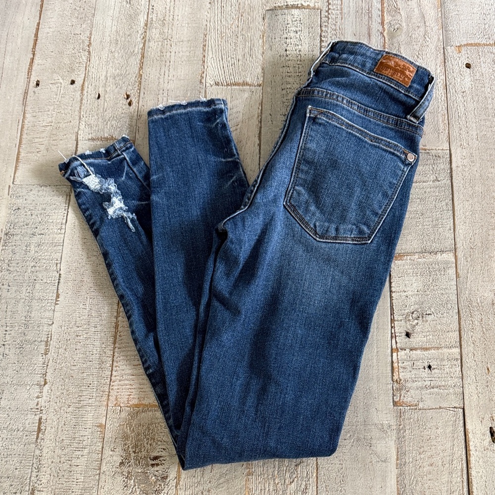 Judy Blue Medium Blue Distressed Skinny Jeans - Picture 2 of 2